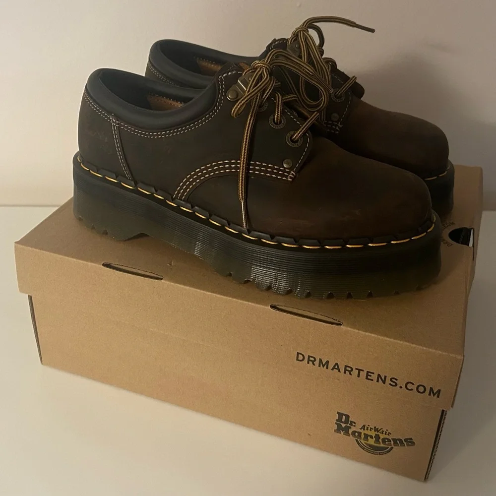 Dr. Martens 8053 Arc Crazy Horse Leather Platform Casual Shoes